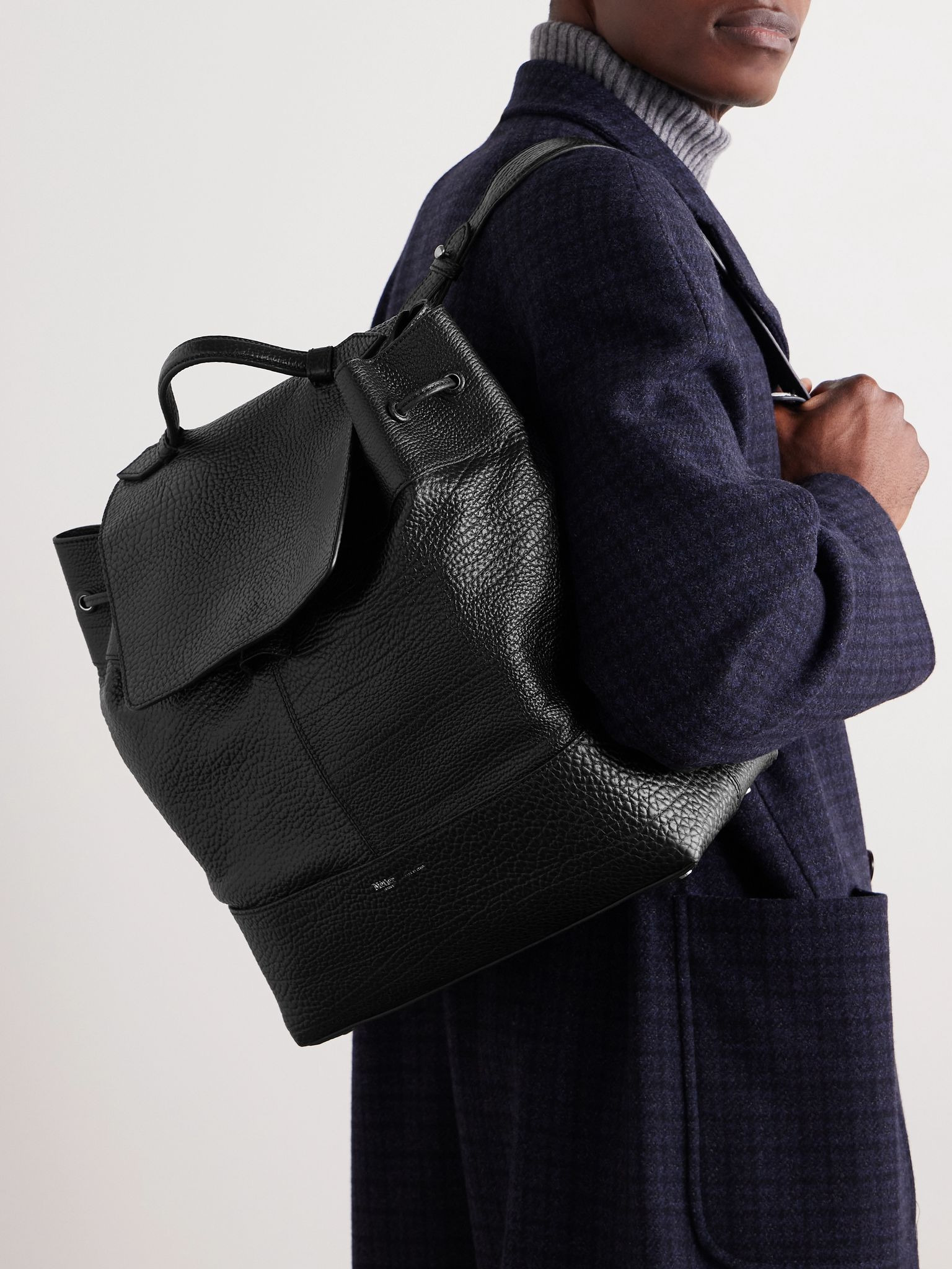 Glide Full-Grain Leather Backpack Black - 2
