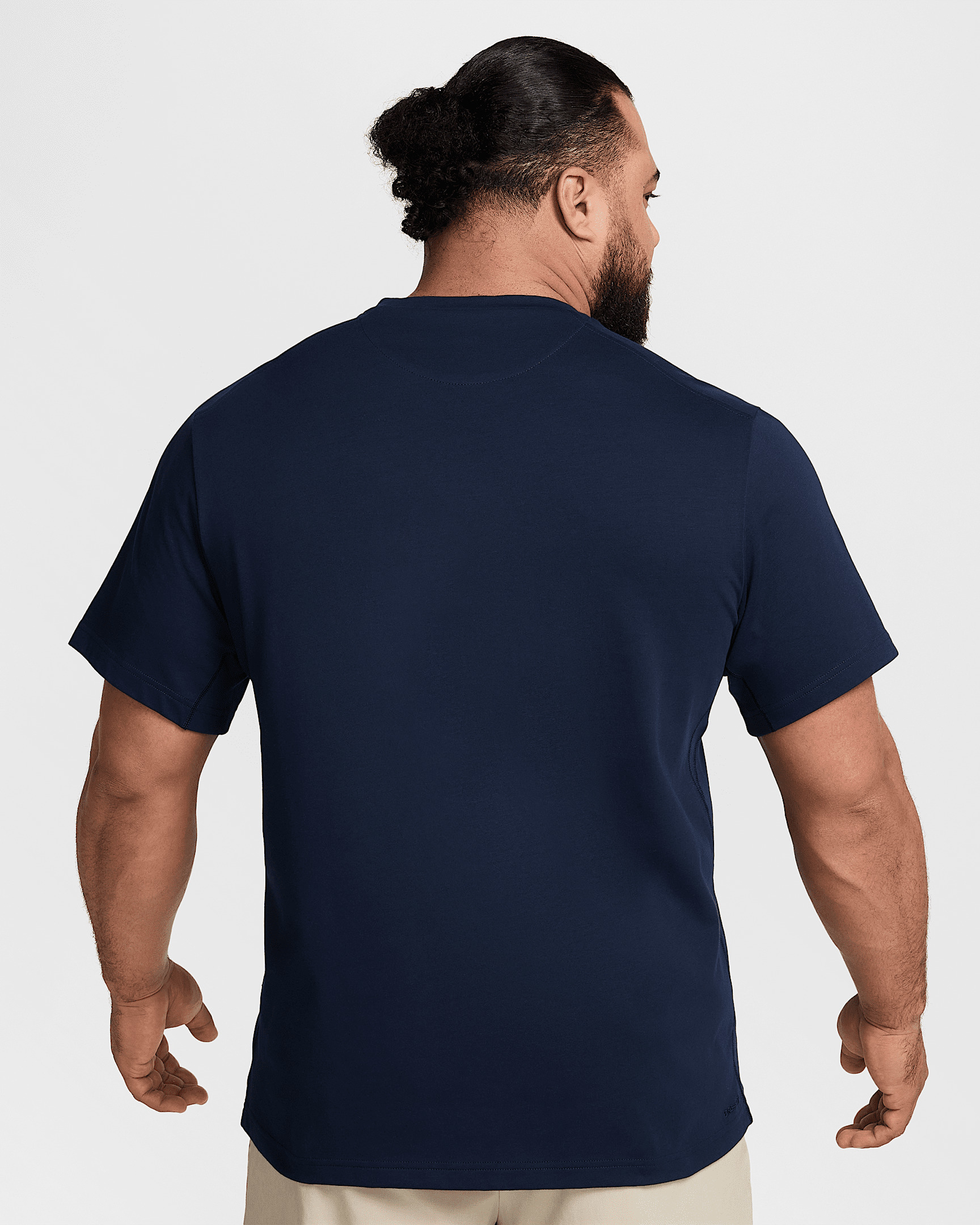 Nike Primary Men's Dri-FIT Short-Sleeve Versatile Top - 8