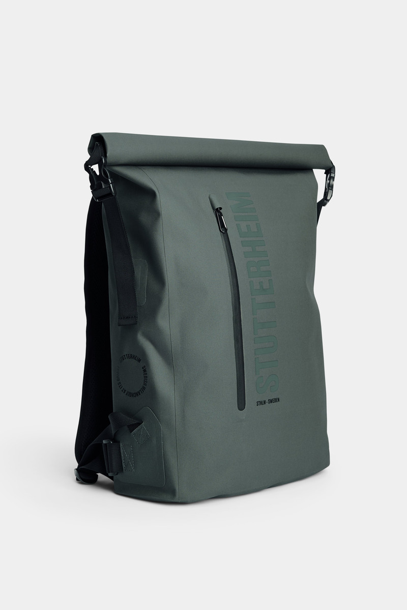 Stutterheim Rain Rolltop 25L Backpack Green outlook