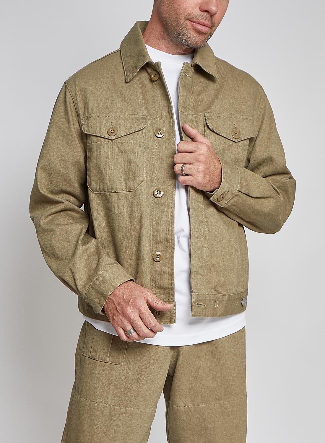 Short Jacket Heavy Cotton in Army - 10