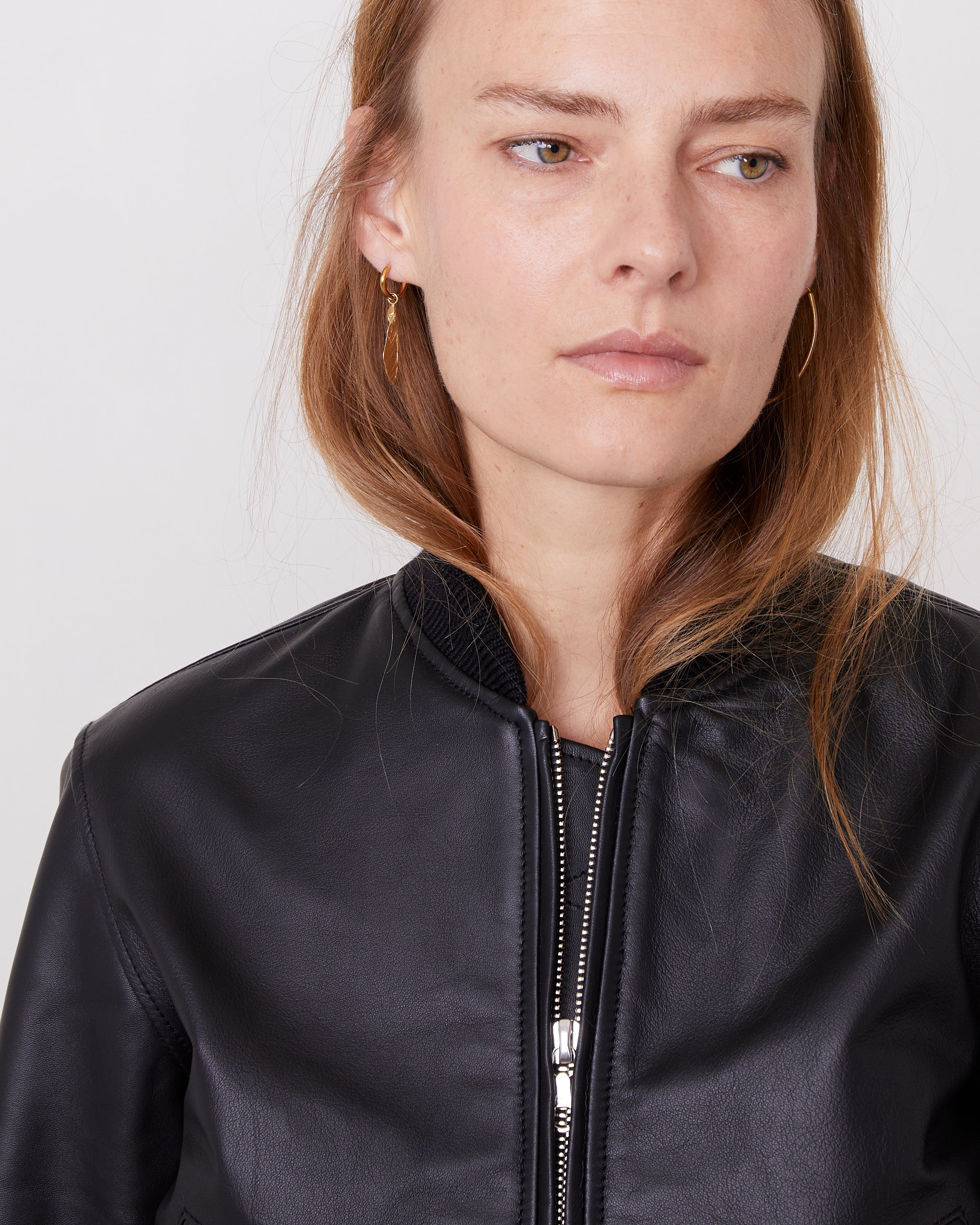 NELA BOMBER - 7