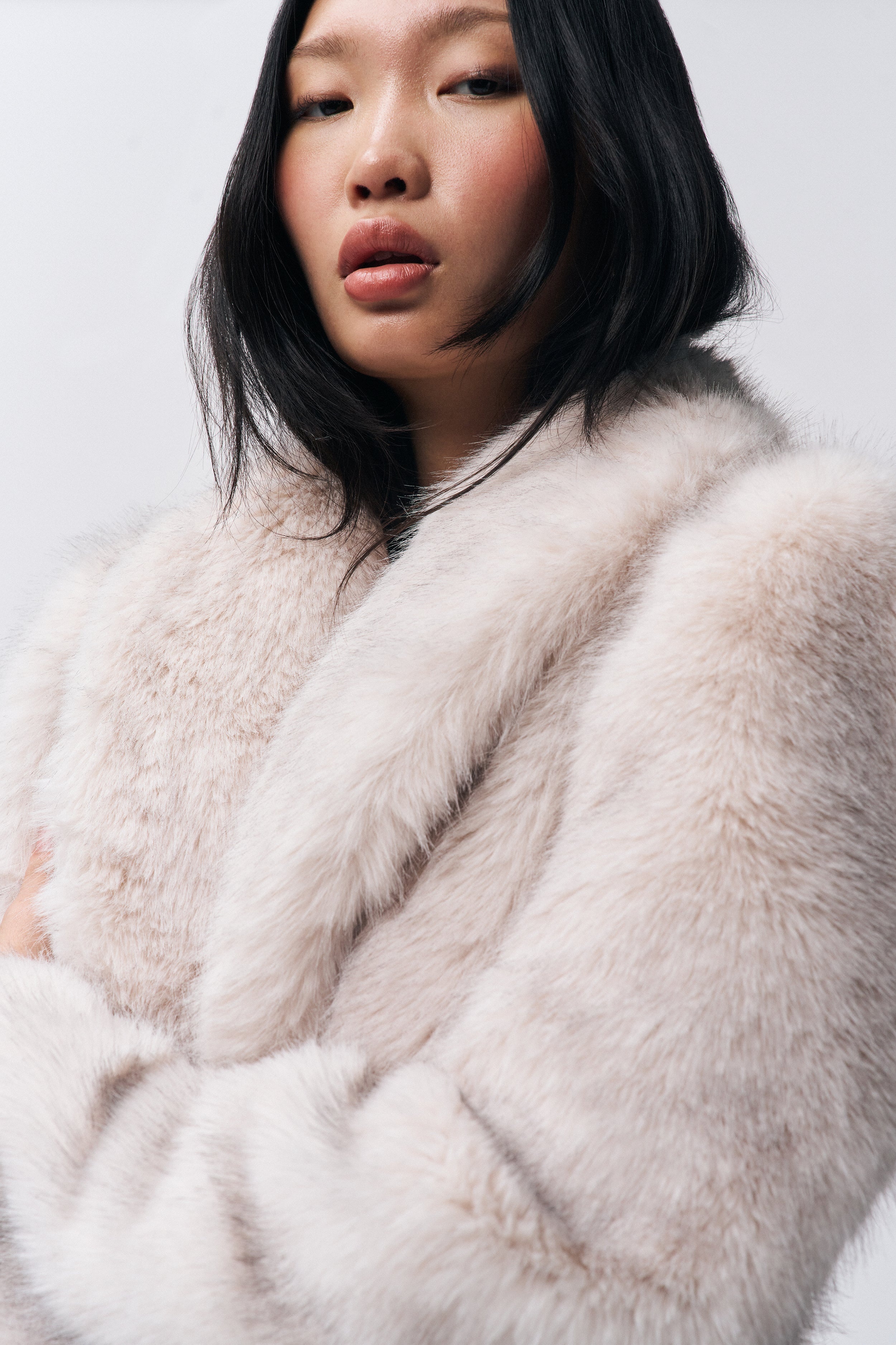 ROXIE FAUX FUR COAT - 3