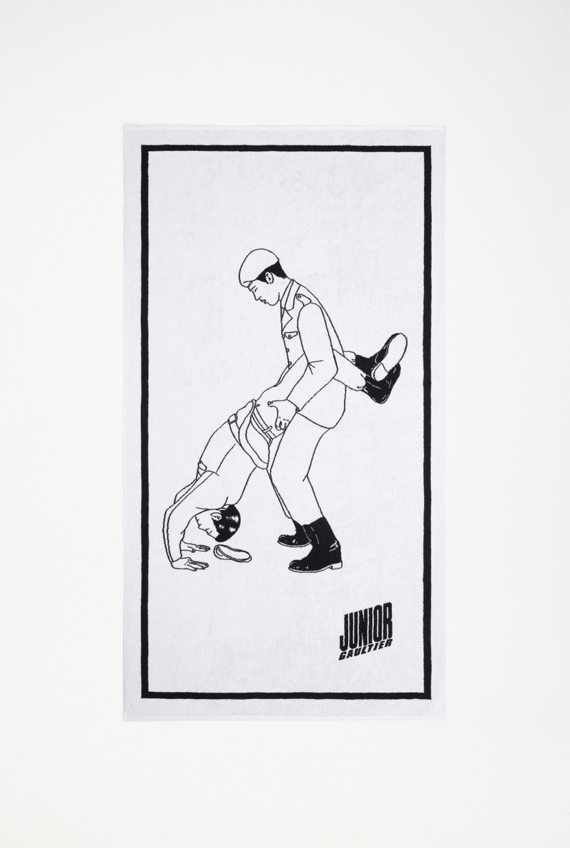 THE KAMASUTRA BEACH TOWEL 1