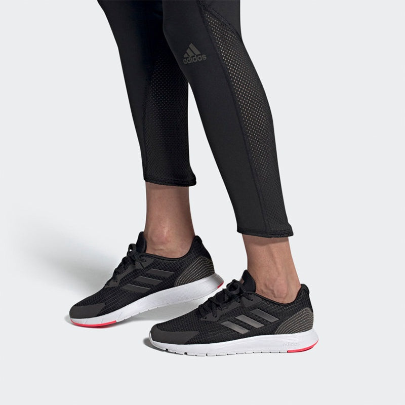 (WMNS) adidas neo Sooraj Black/White FW5799 7