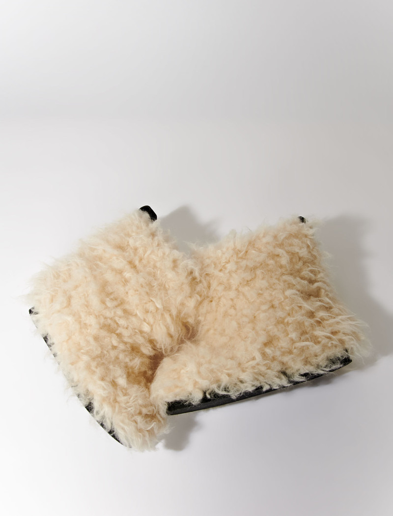 Ankle boots in fake fur 5