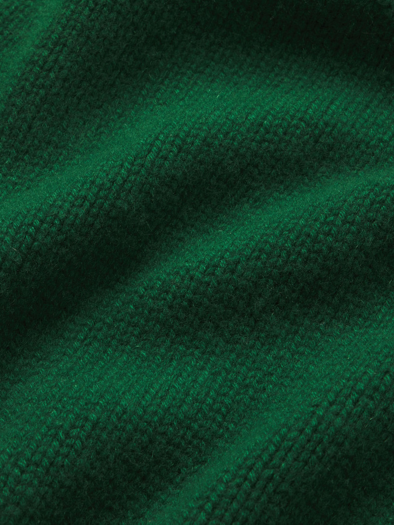 FRAME Ritz Unisex Cashmere Sweater in Hunter Green outlook