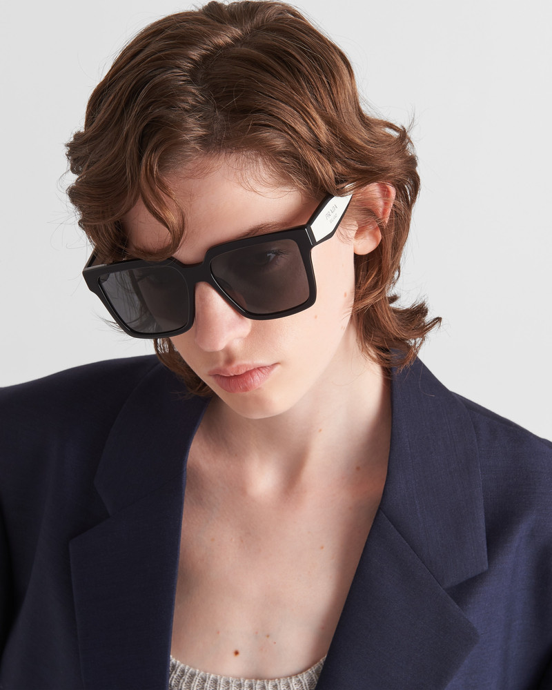Prada Sunglasses with Prada logo outlook