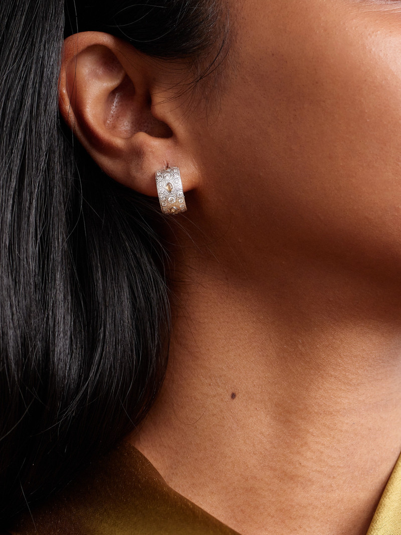 De Beers Talisman 18-karat White Gold Diamond Hoop Earrings outlook