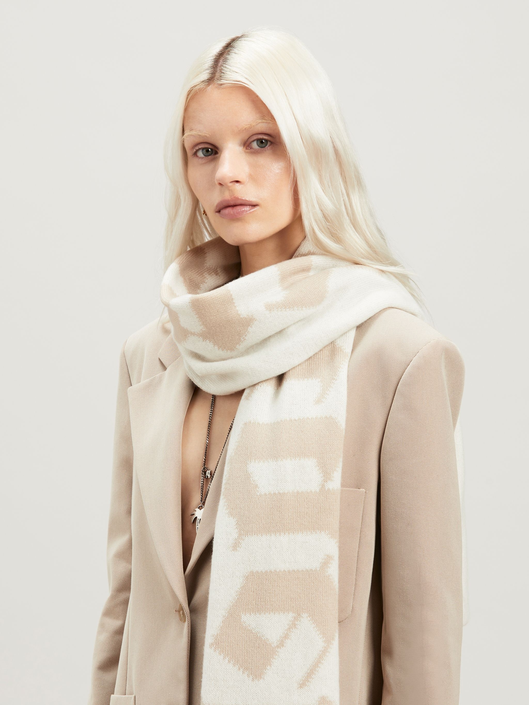 Logo Jacquard Scarf - 3
