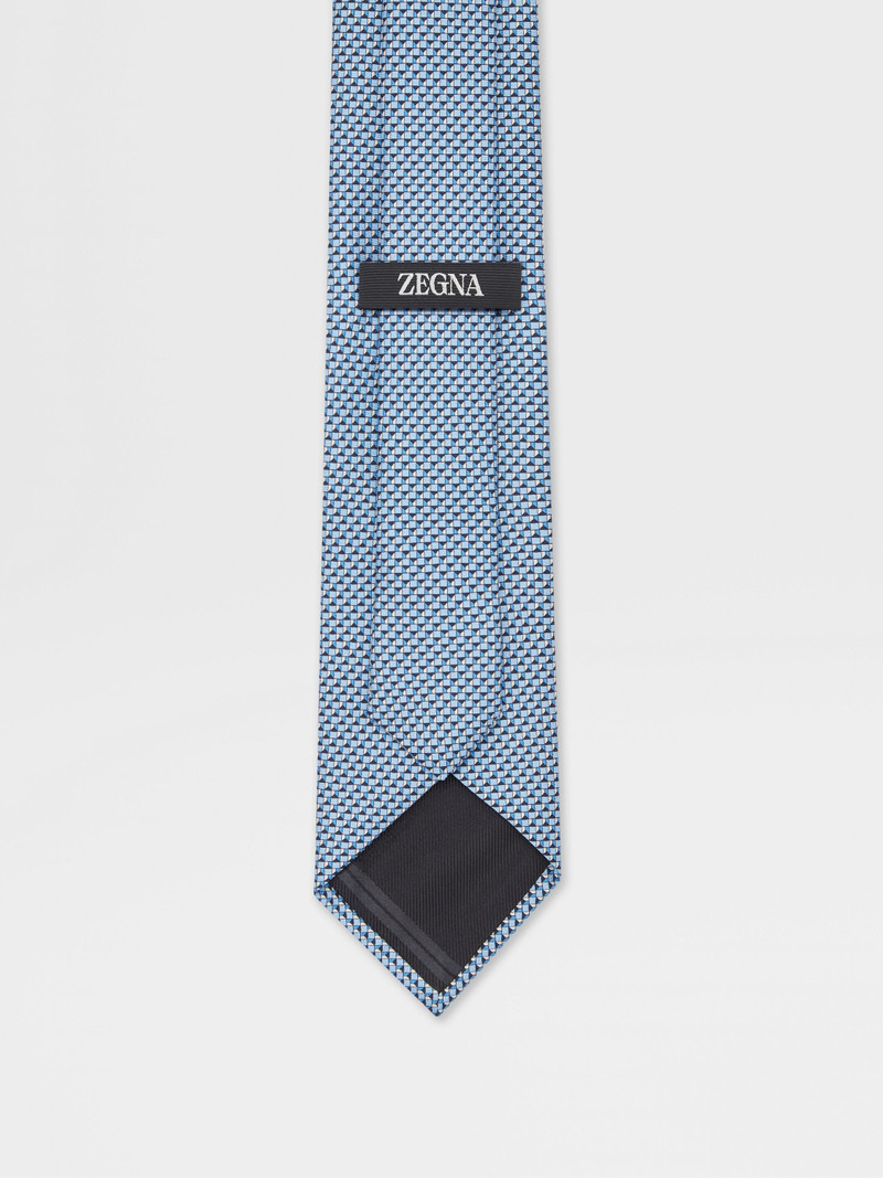 LIGHT BLUE SILK TIE 3