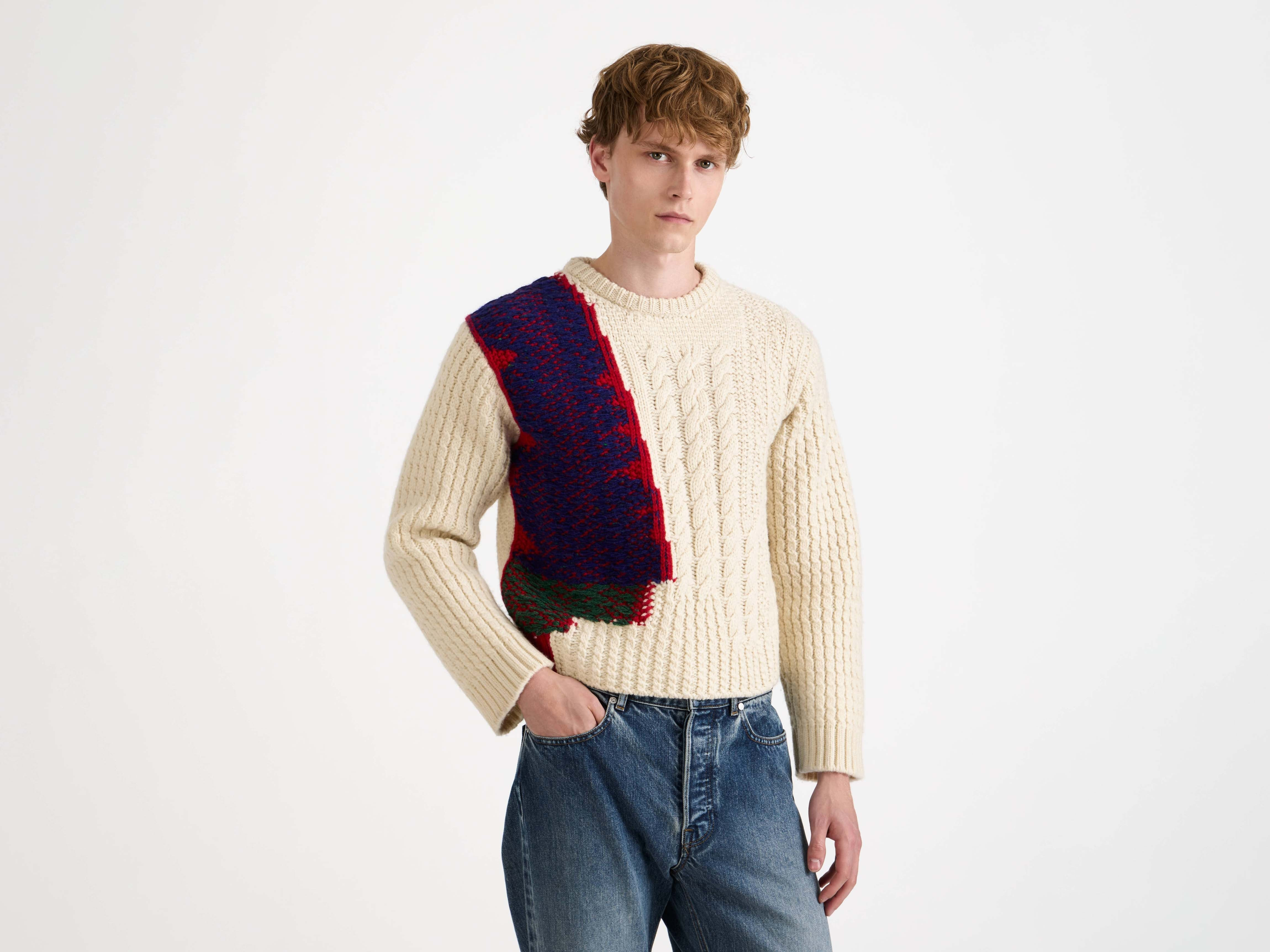 CABLE-KNIT JUMPER IN IVORY - 4