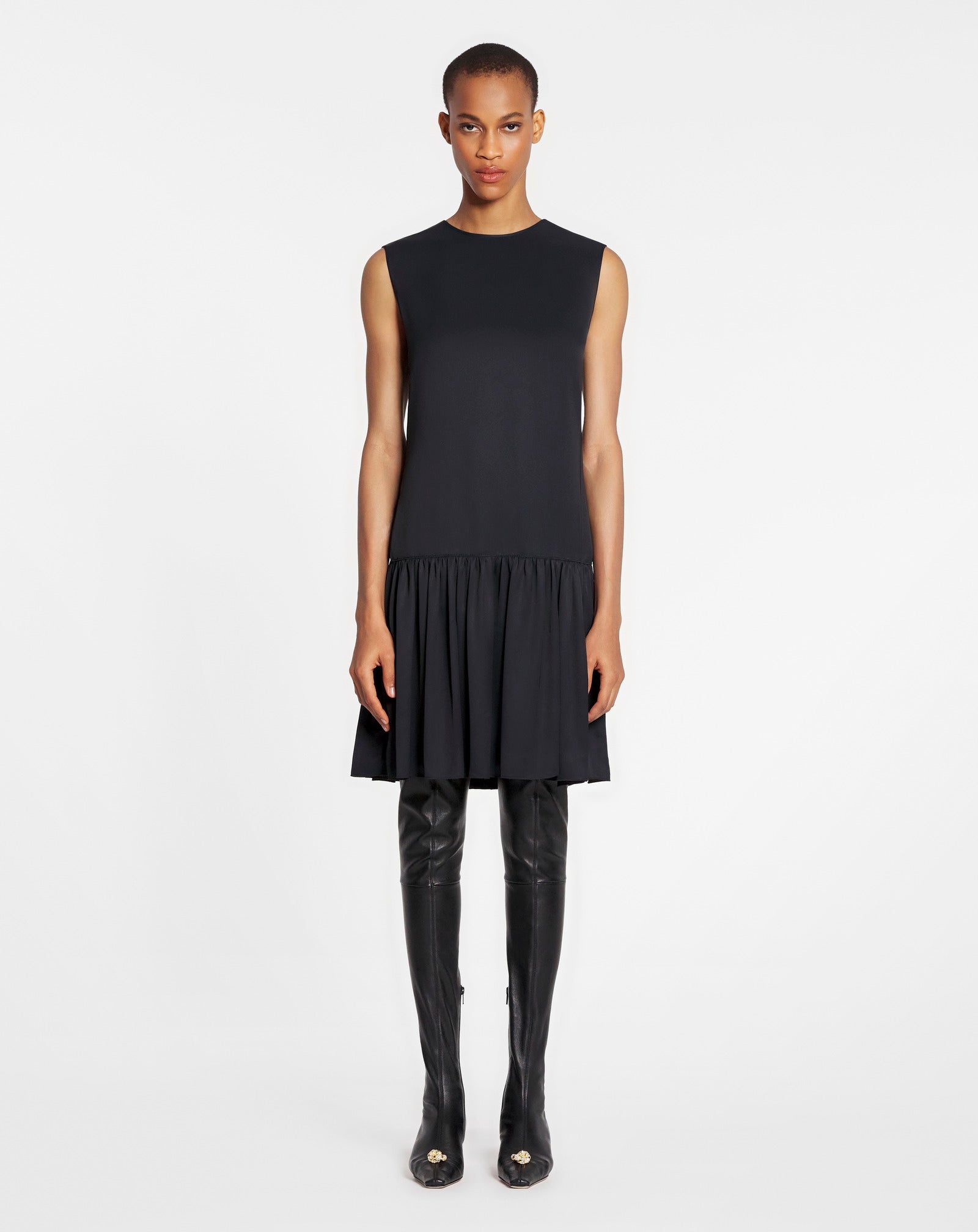 SLEEVLESS ROUND NECK DRESS WITH RUFFLES IN SATIN - 2