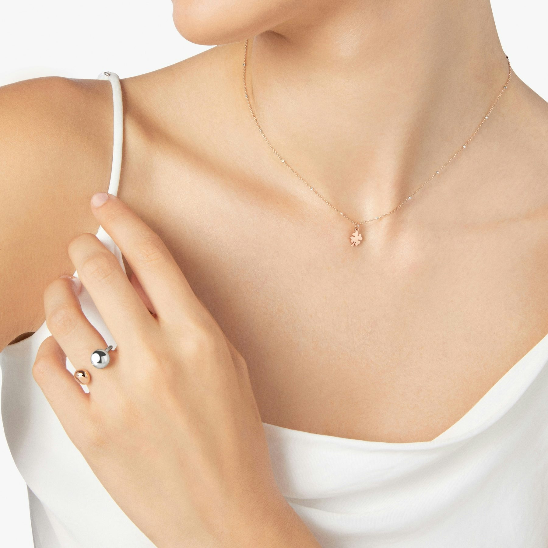ROSE GOLD MINI FOUR LEAF CLOVER NECKLACE - 3