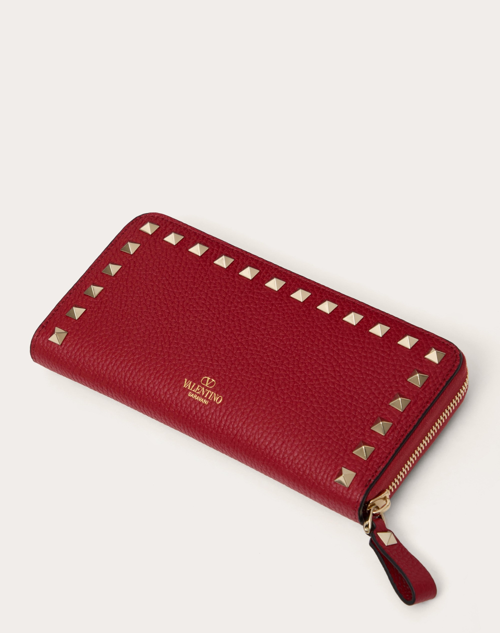 ROCKSTUD GRAINY CALFSKIN ZIPPERED WALLET - 3