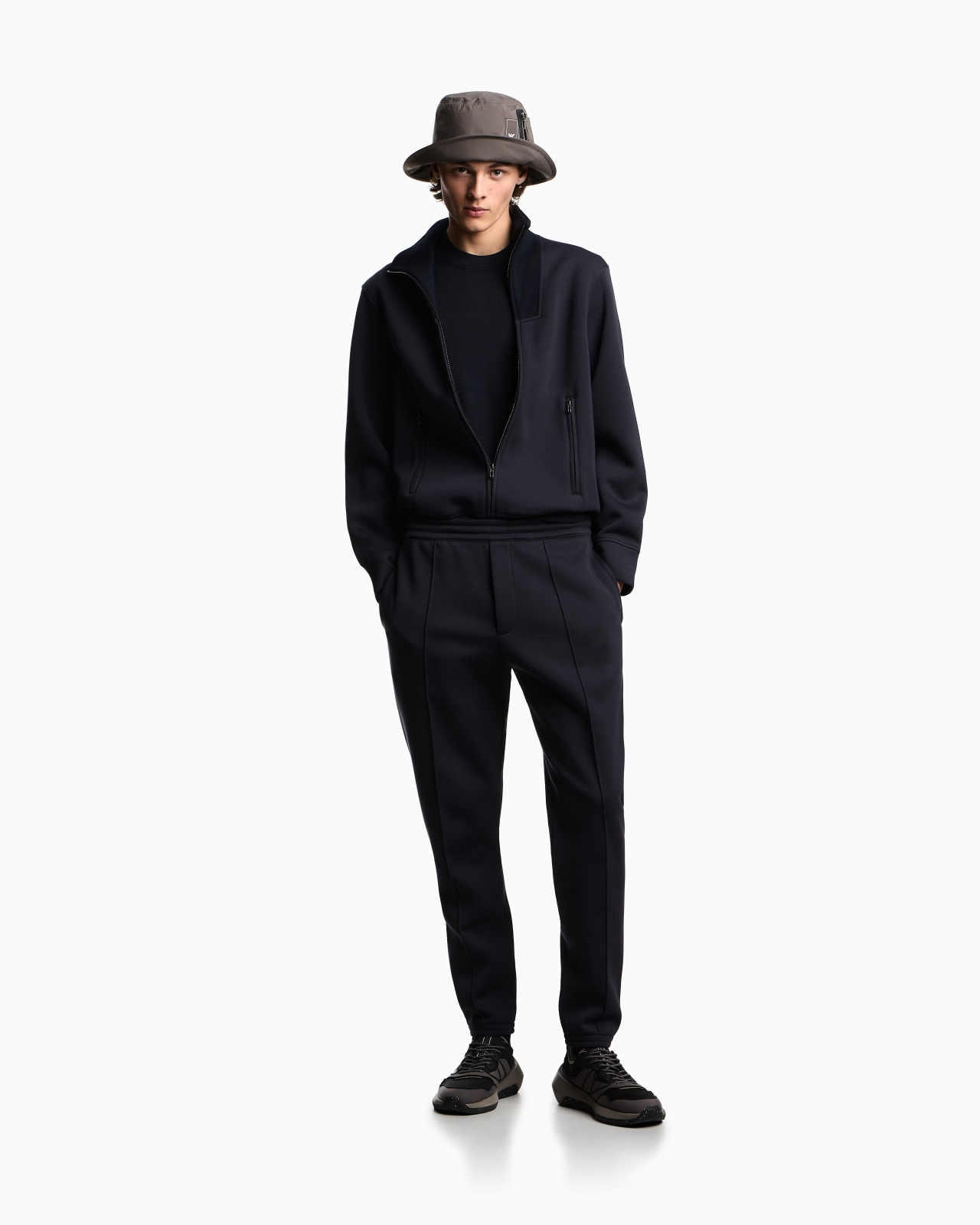 TRAVEL ESSENTIALS FULL-ZIP SWEATSHIRT IN DOUBLE JERSEY - 2