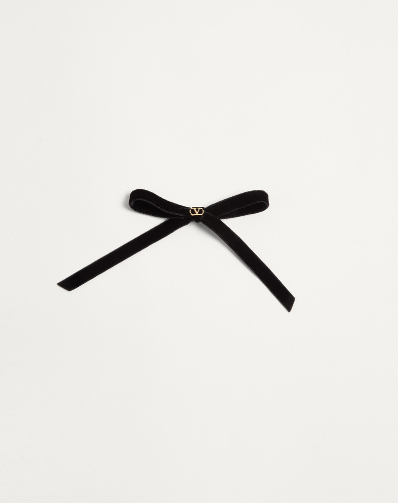 VLOGO SIGNATURE VELVET BOW HAIRCLIP 1
