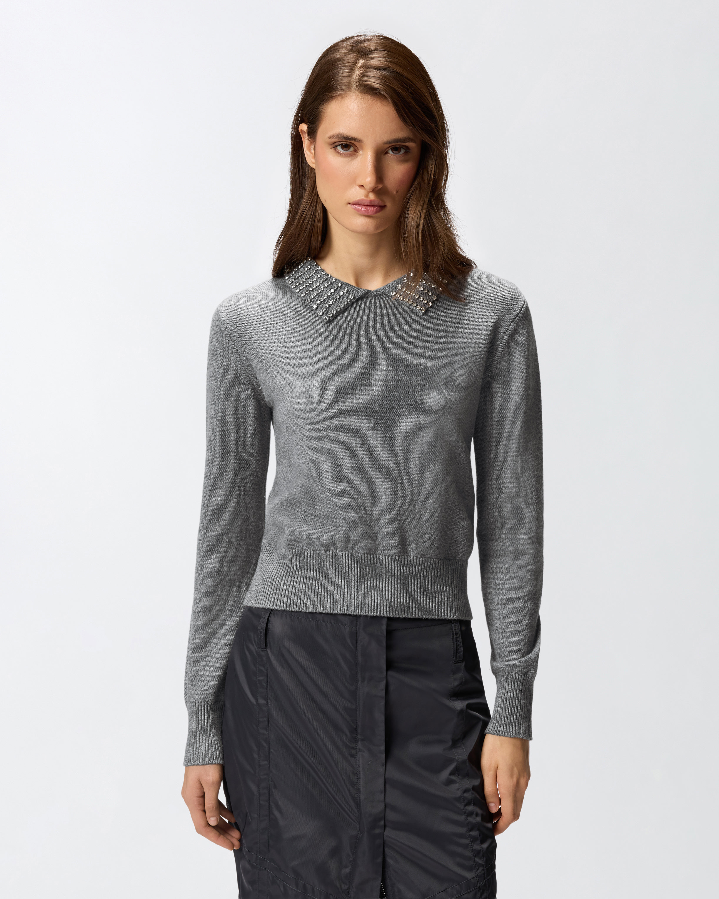 SWEATER WITH COLLAR AND RHINESTONES - 2