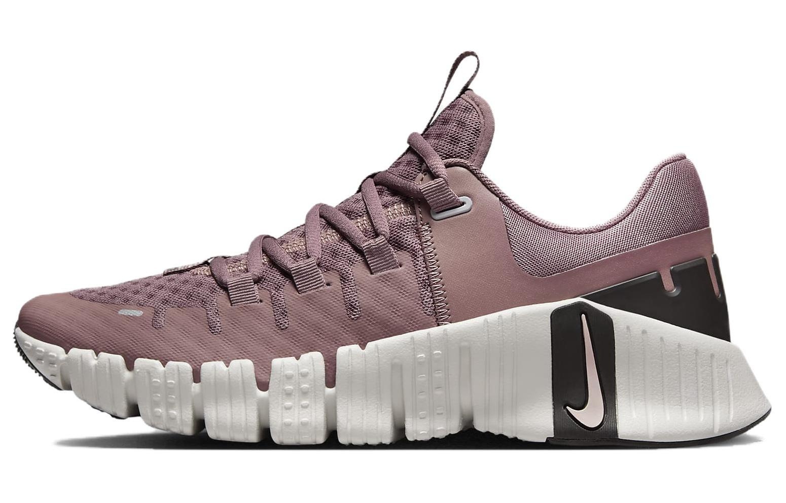 (WMNS) Nike Free Metcon 5 'Smokey Mauve' DV3950-201 - 2
