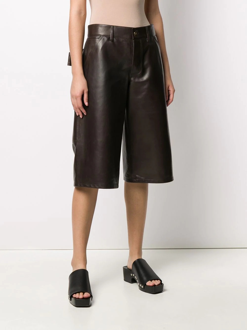 knee-length leather shorts - 3