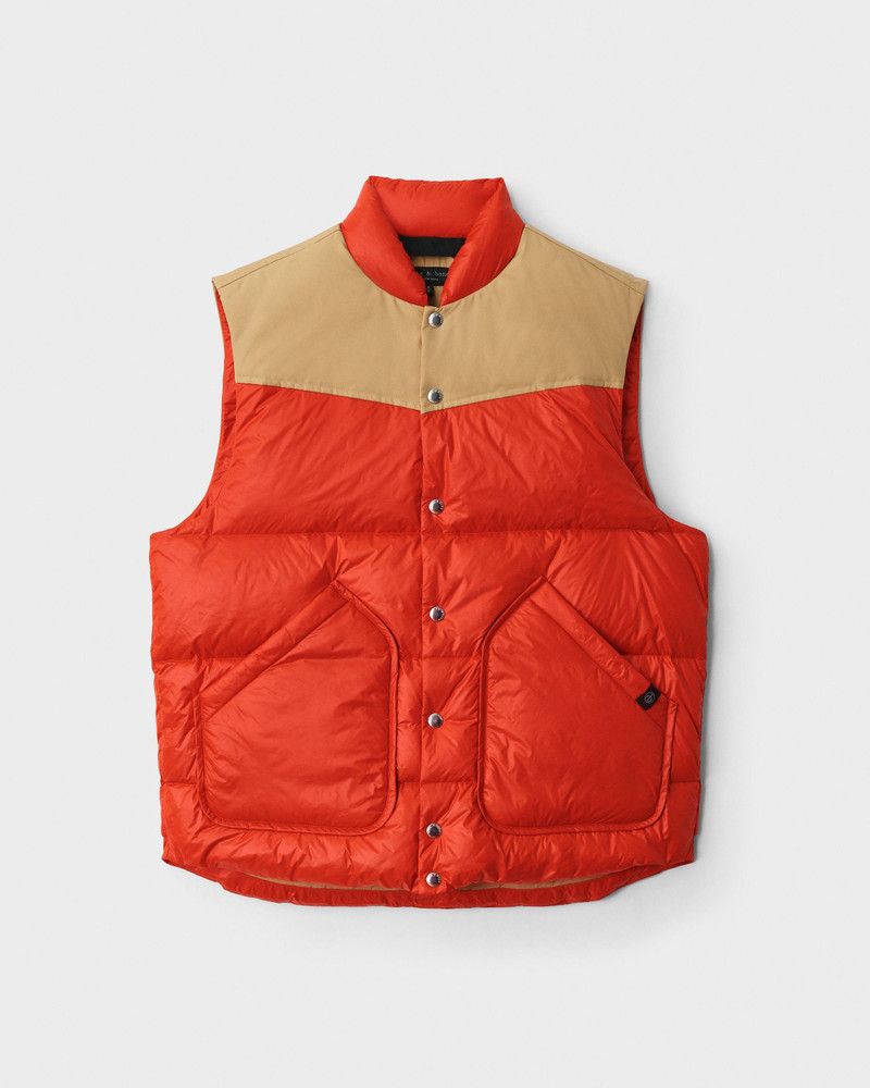 Down Filled Nylon Shield Vest
Oversized Fit Vest 1