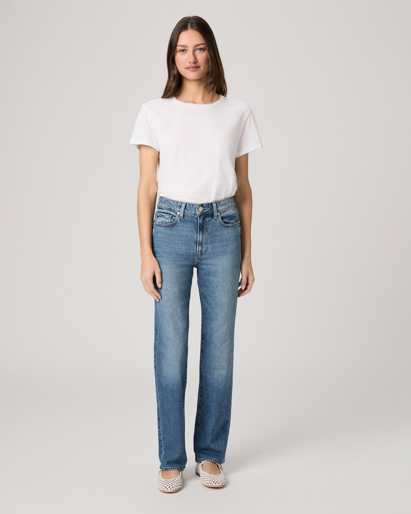 PAIGE Stevie 31" Straight Jean outlook