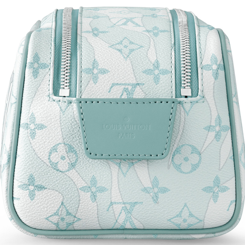Louis Vuitton Dopp Kit outlook