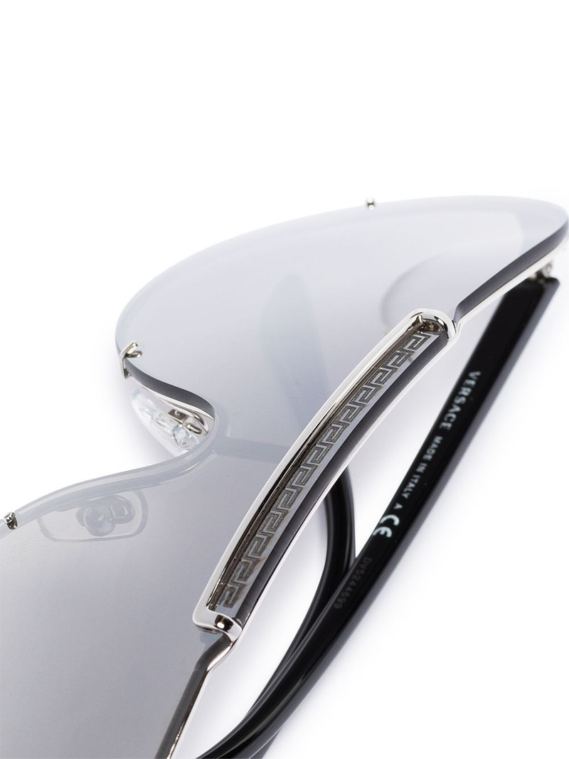 aviator-frame sunglasses 4