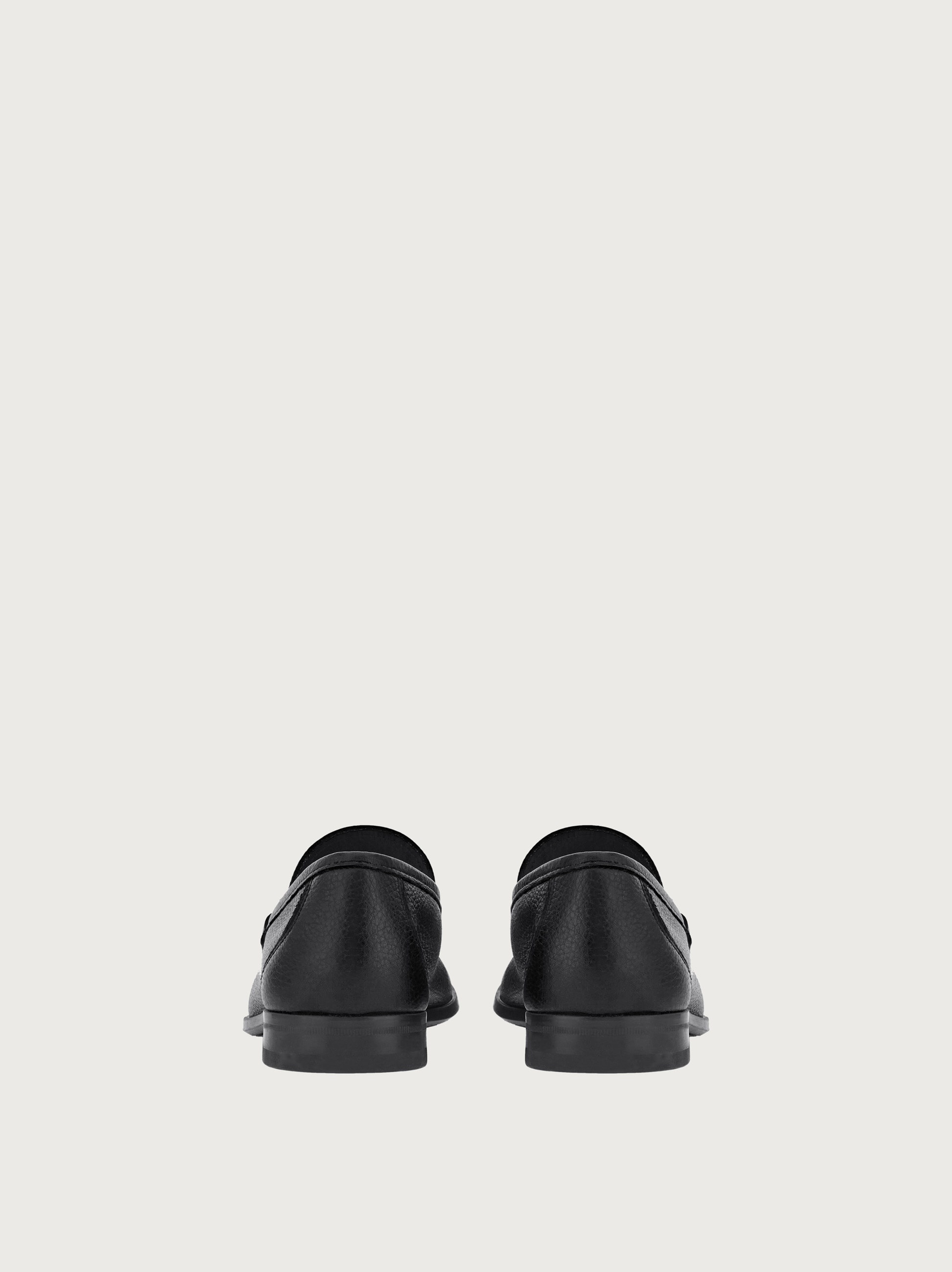 Moccasin with Gancini ornament - 4