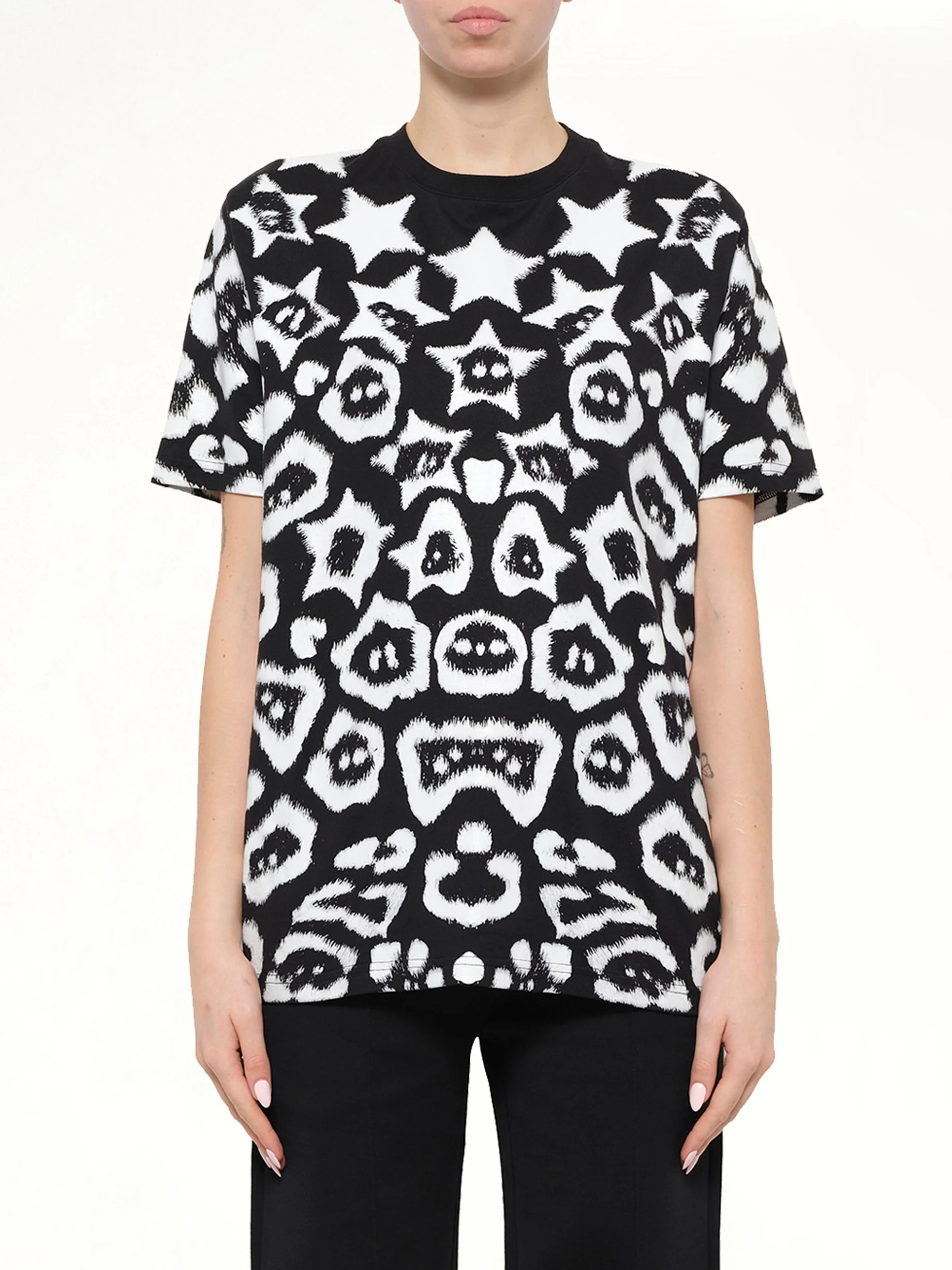 Givenchy T-Shirt in Black - 1