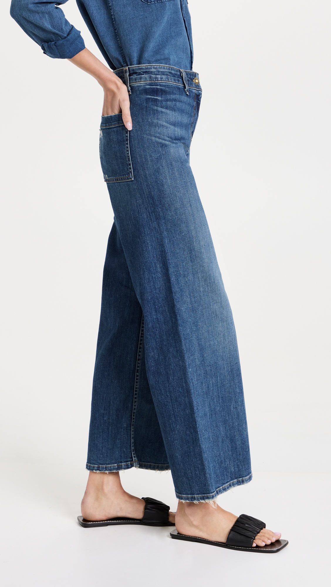 Megan Jeans - 3
