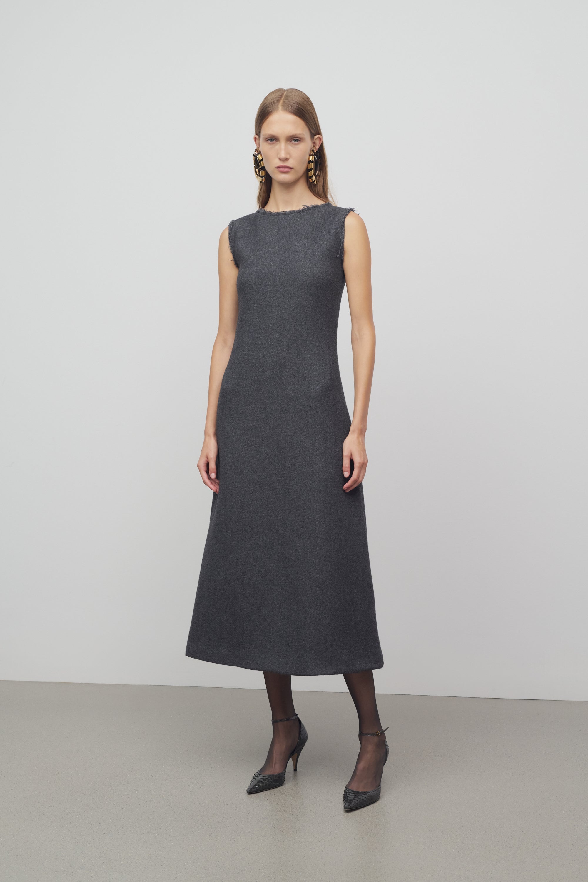 ワンピース The Row Amor wool and cashmere-blend midi dress Amor wool and cashmere-blend midi dress in grey - The Row