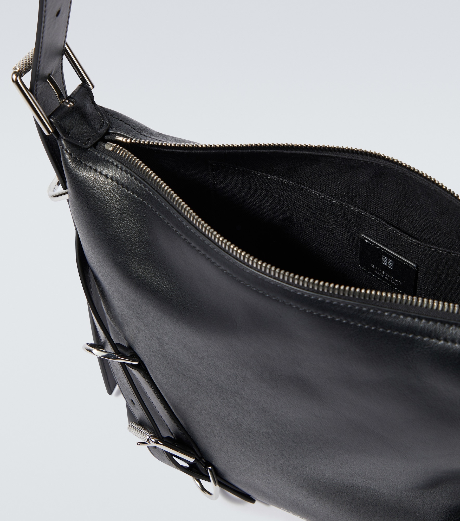 Voyou Medium leather crossbody bag - 4