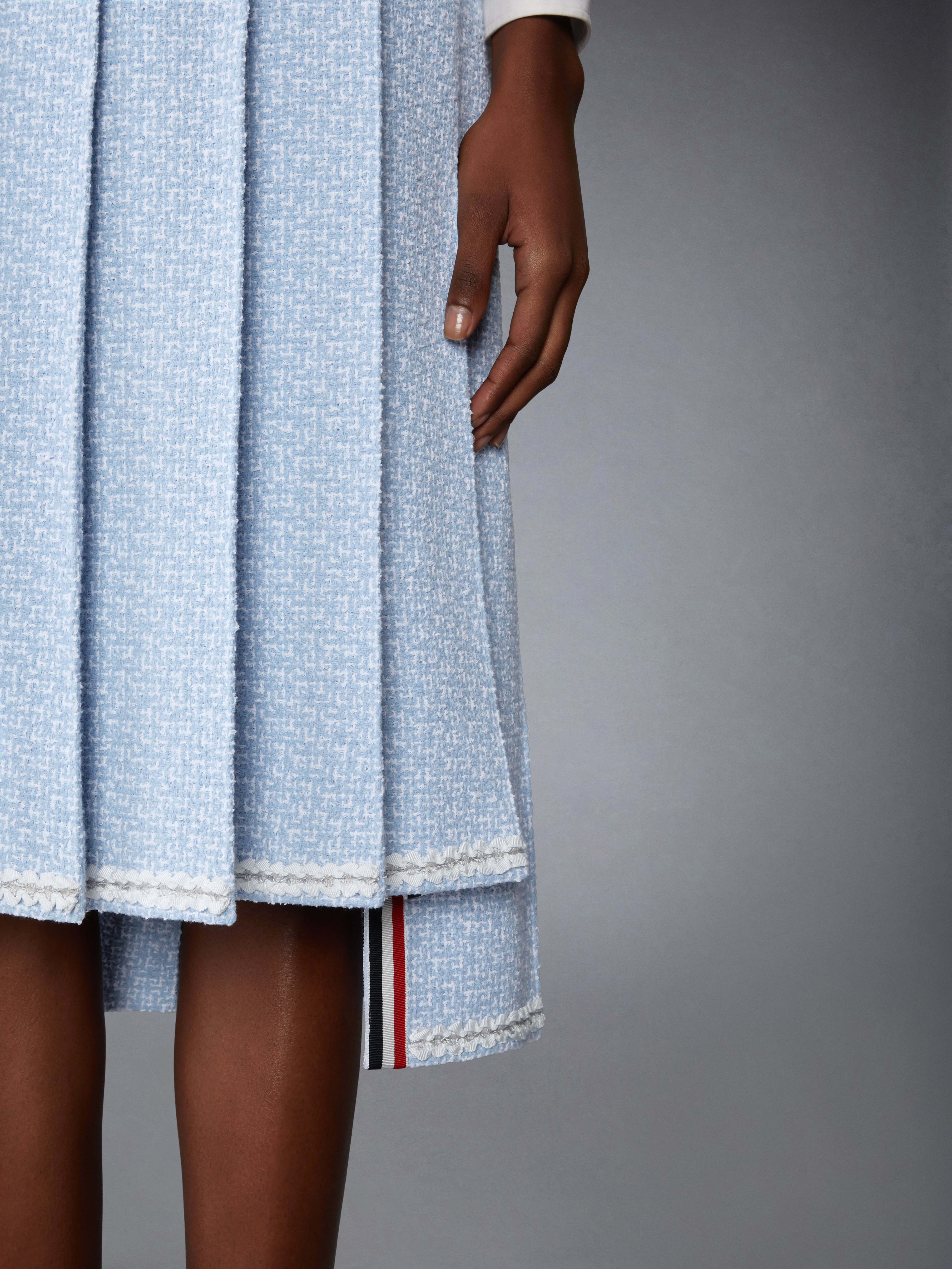 SOLID TWEED KNEE LENGTH PLEATED SKIRT - 6