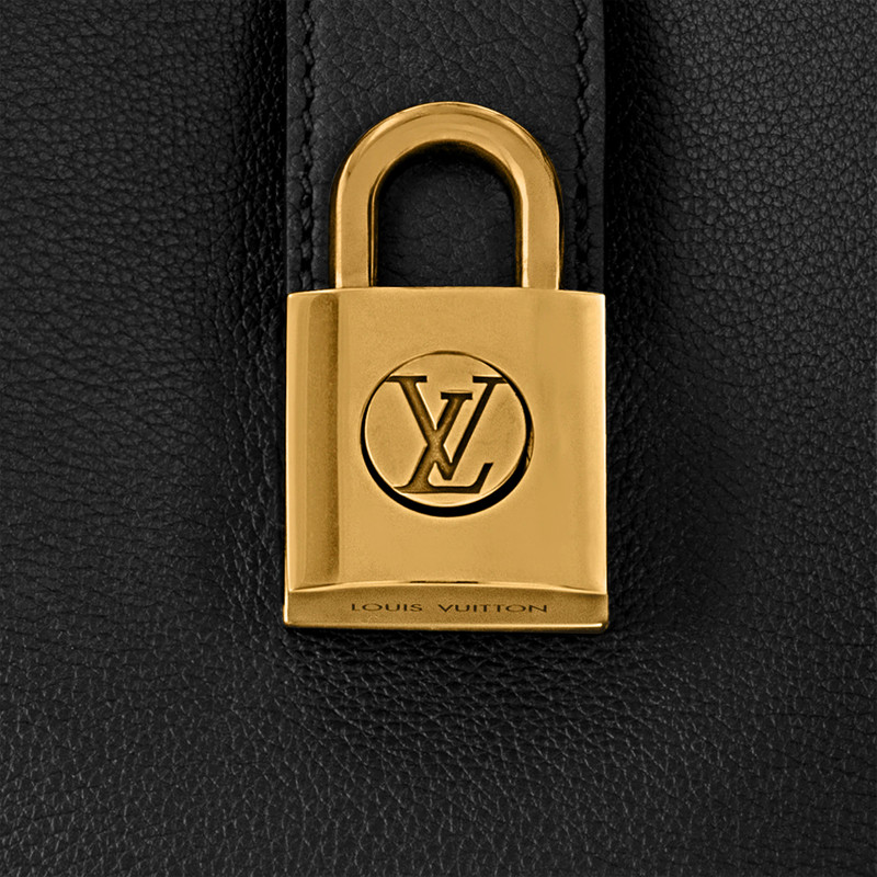 Low Key Shoulder Bag 5