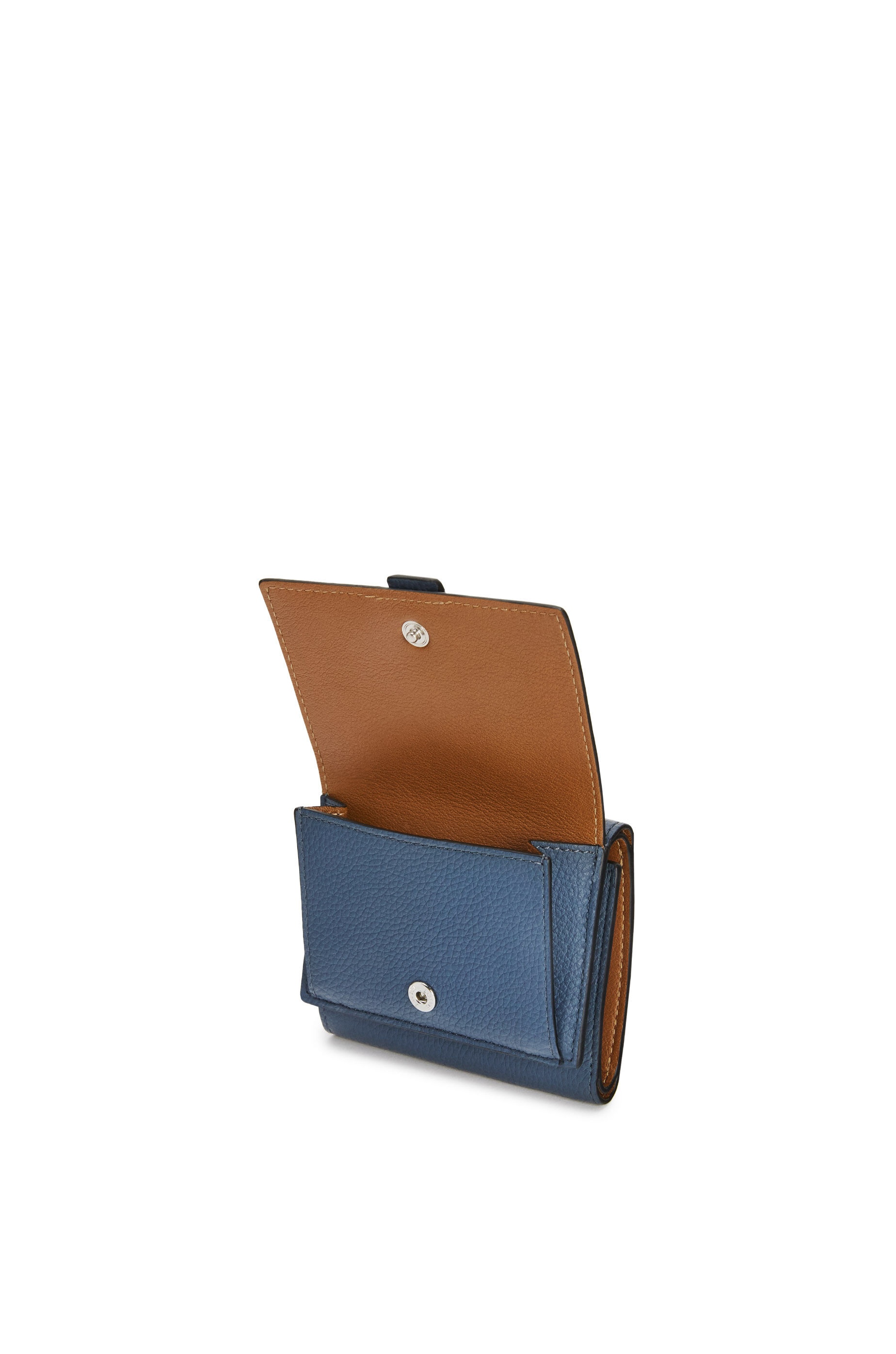 Trifold wallet in soft grained calfskin - 2