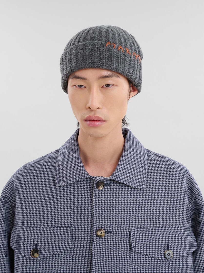 GREY SHETLAND WOOL BEANIE WITH MARNI MENDING - 2