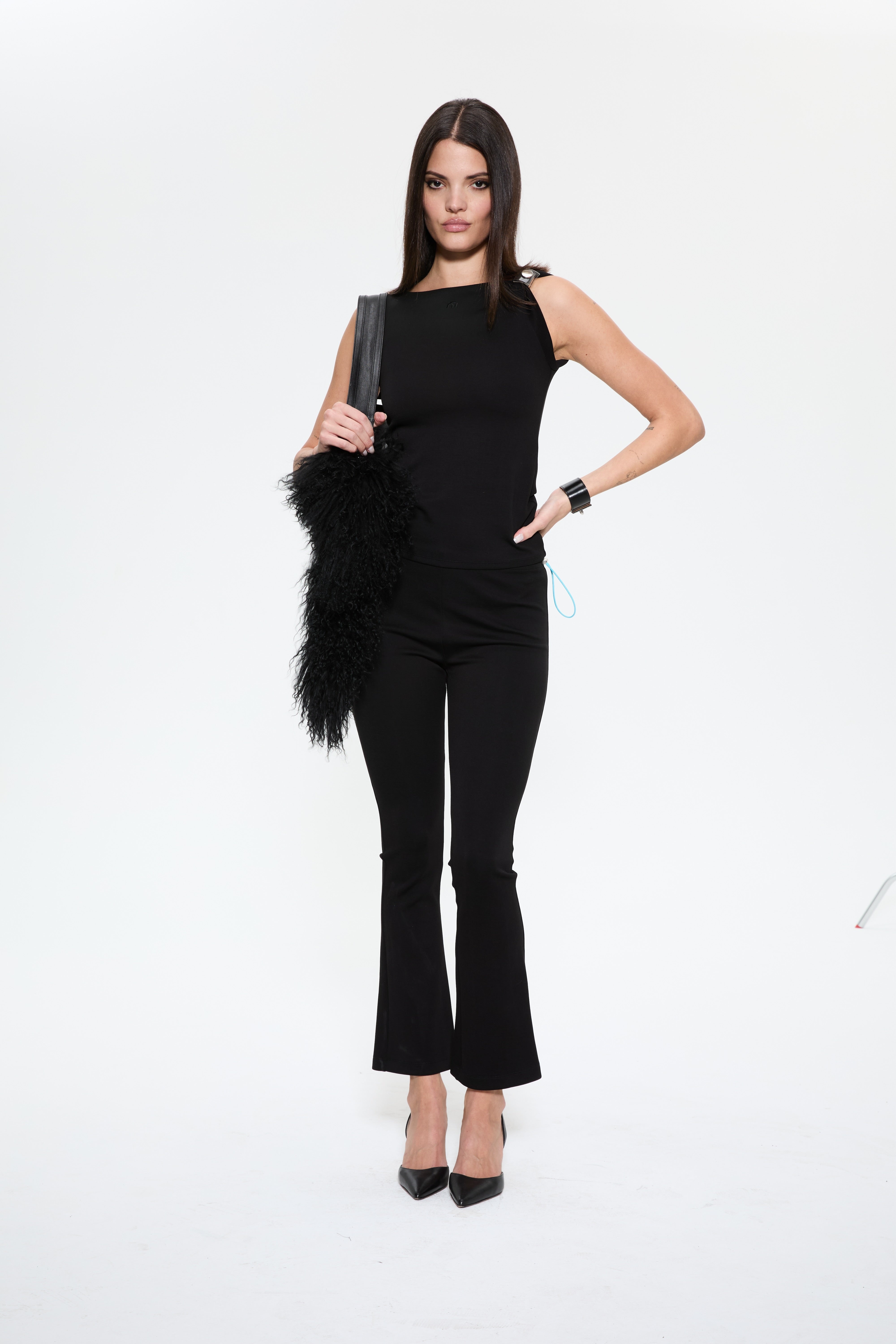 LUCIA TOP - BLACK - 4