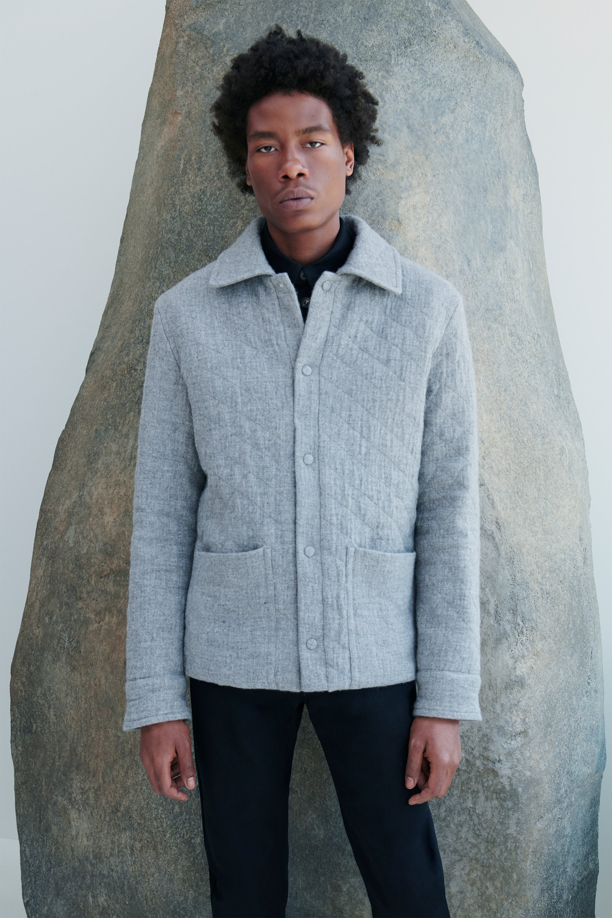 Everly Overshirt in Black Organic Cotton - 2