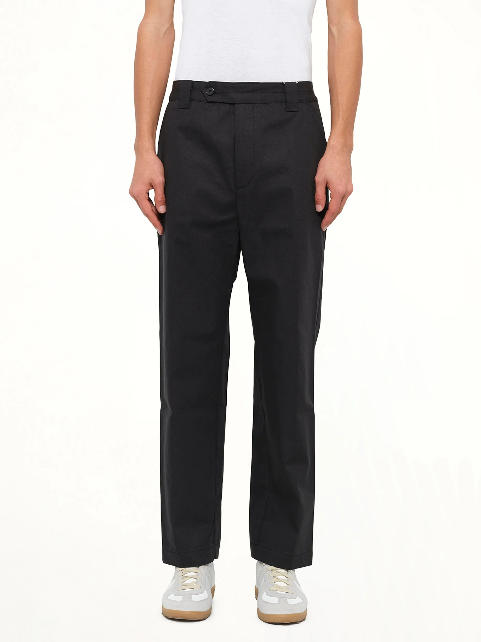 Cropped Pants in Black - 1