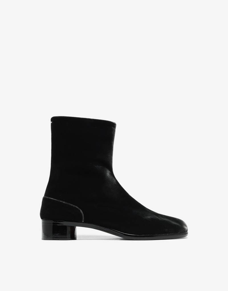 Tabi velvet ankle boots 1