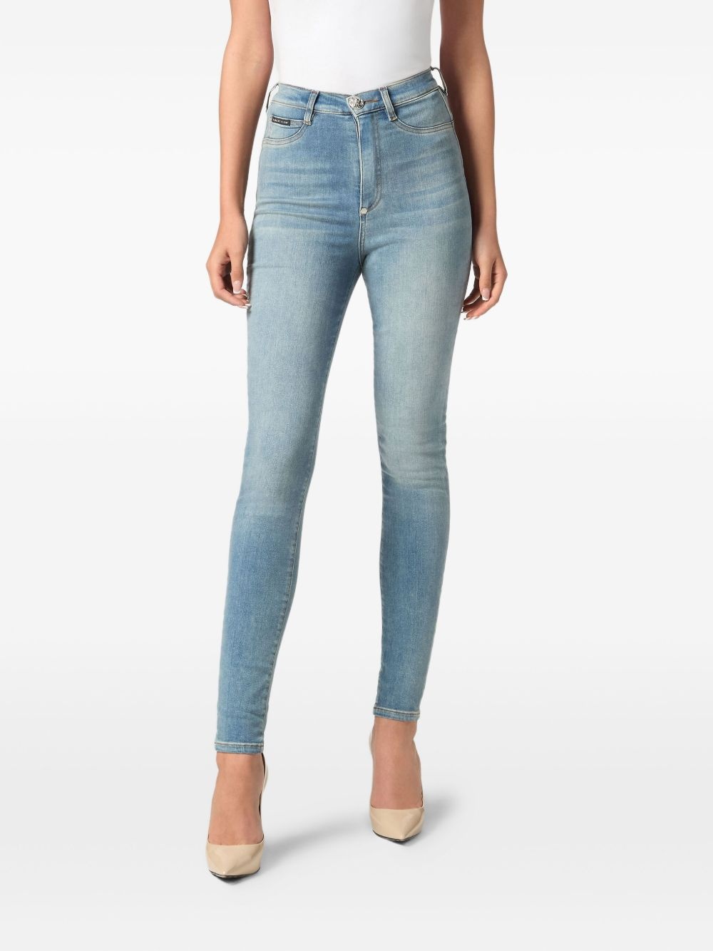 high-waisted jeans - 3