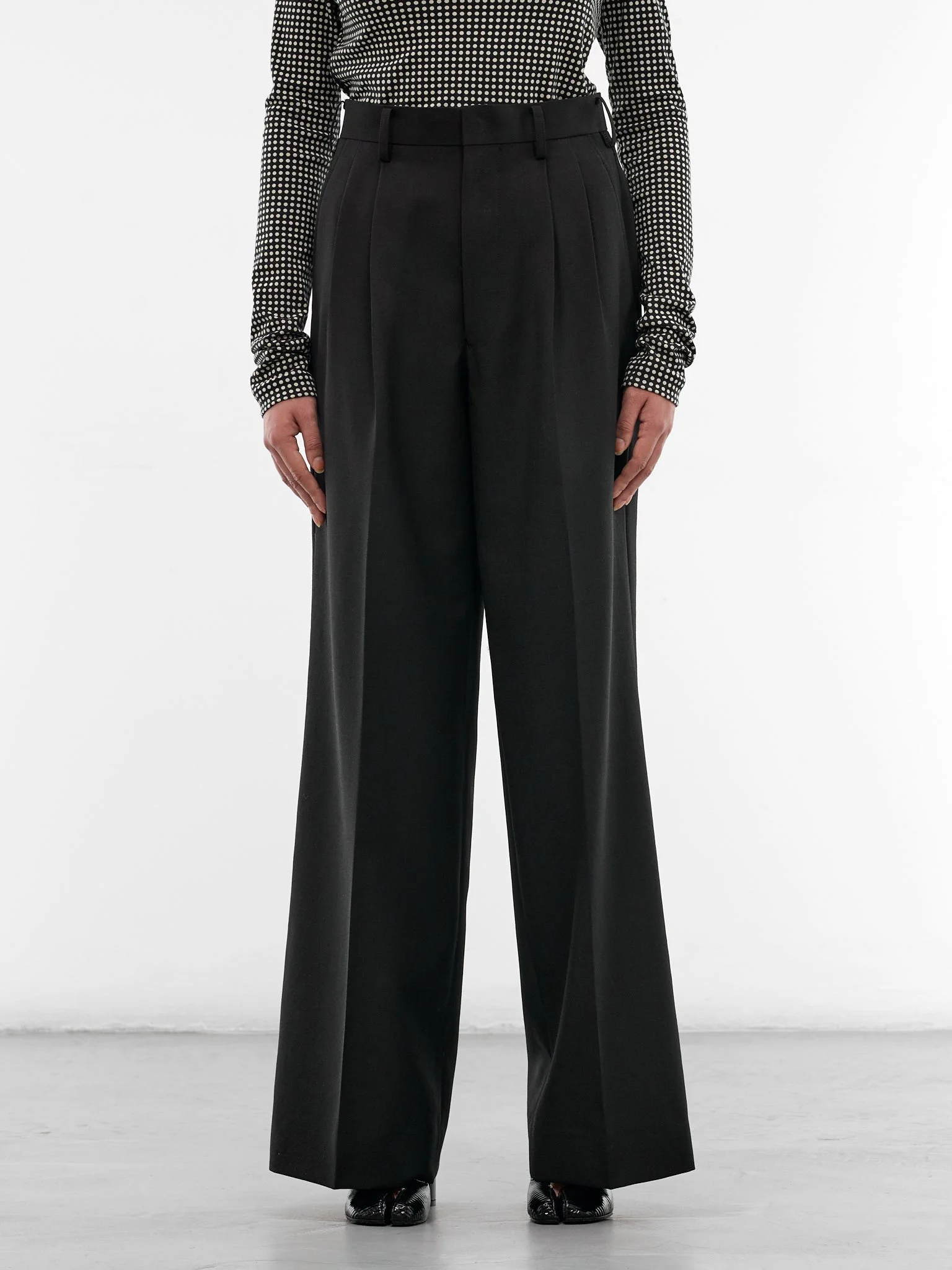 Black Pleated Wide Tailored Trousers - 1
