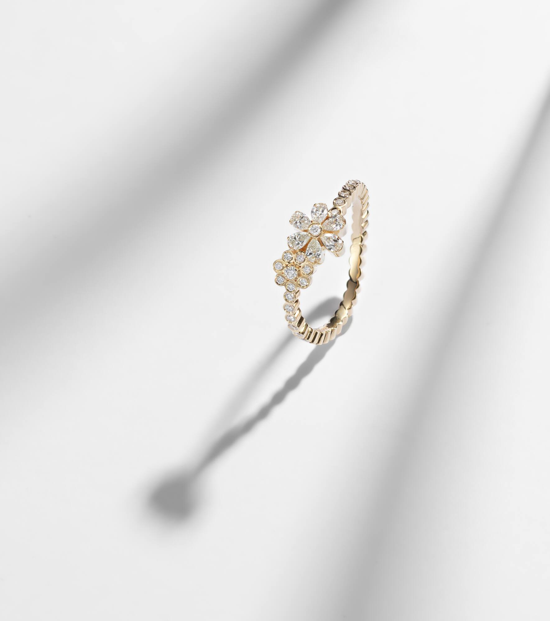 Cosmos Fleur 18kt gold ring with diamonds - 5