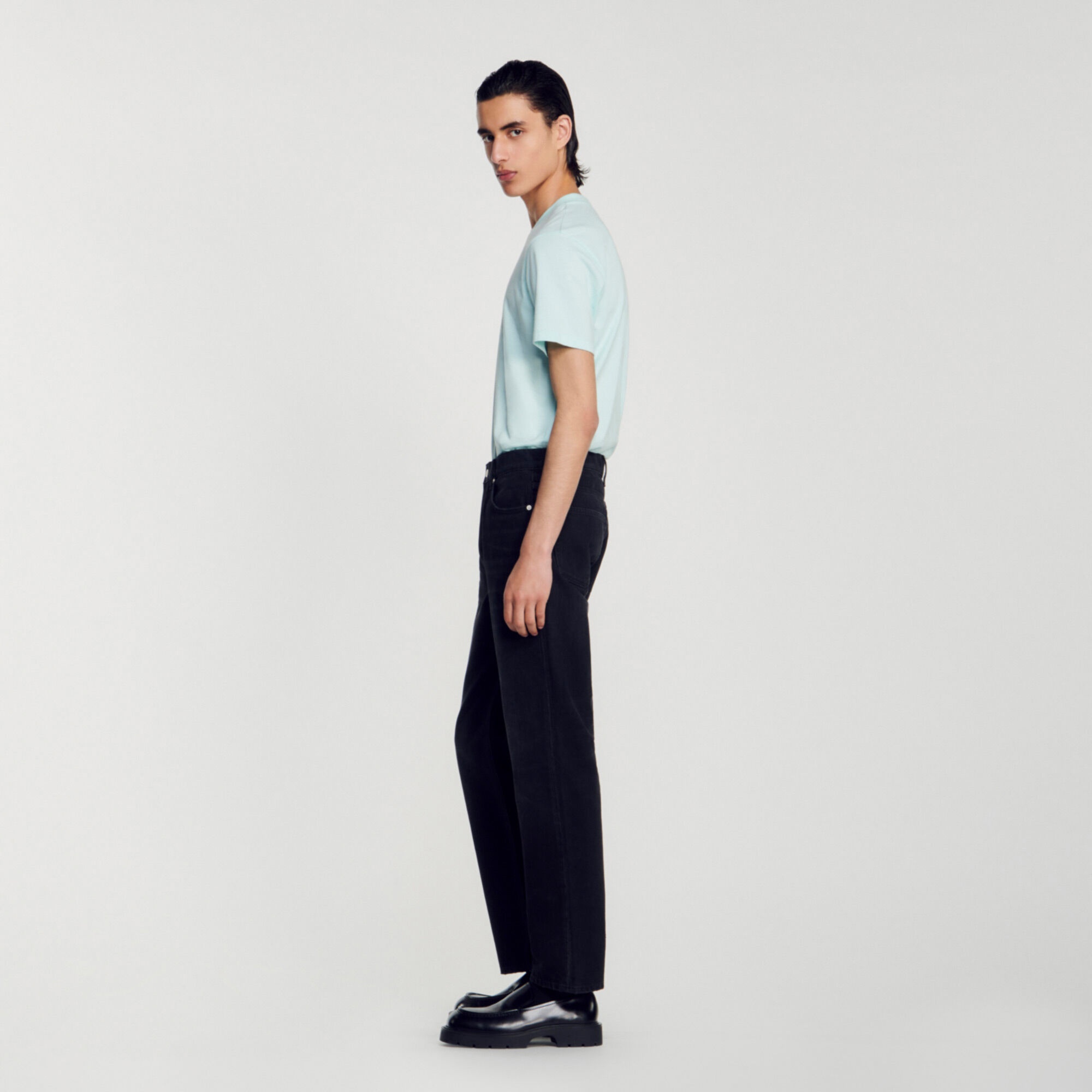 STRAIGHT-LEG JEANS - 7