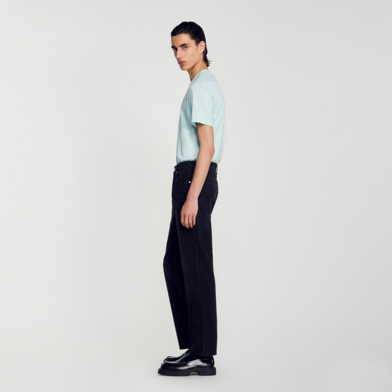 STRAIGHT-LEG JEANS 7