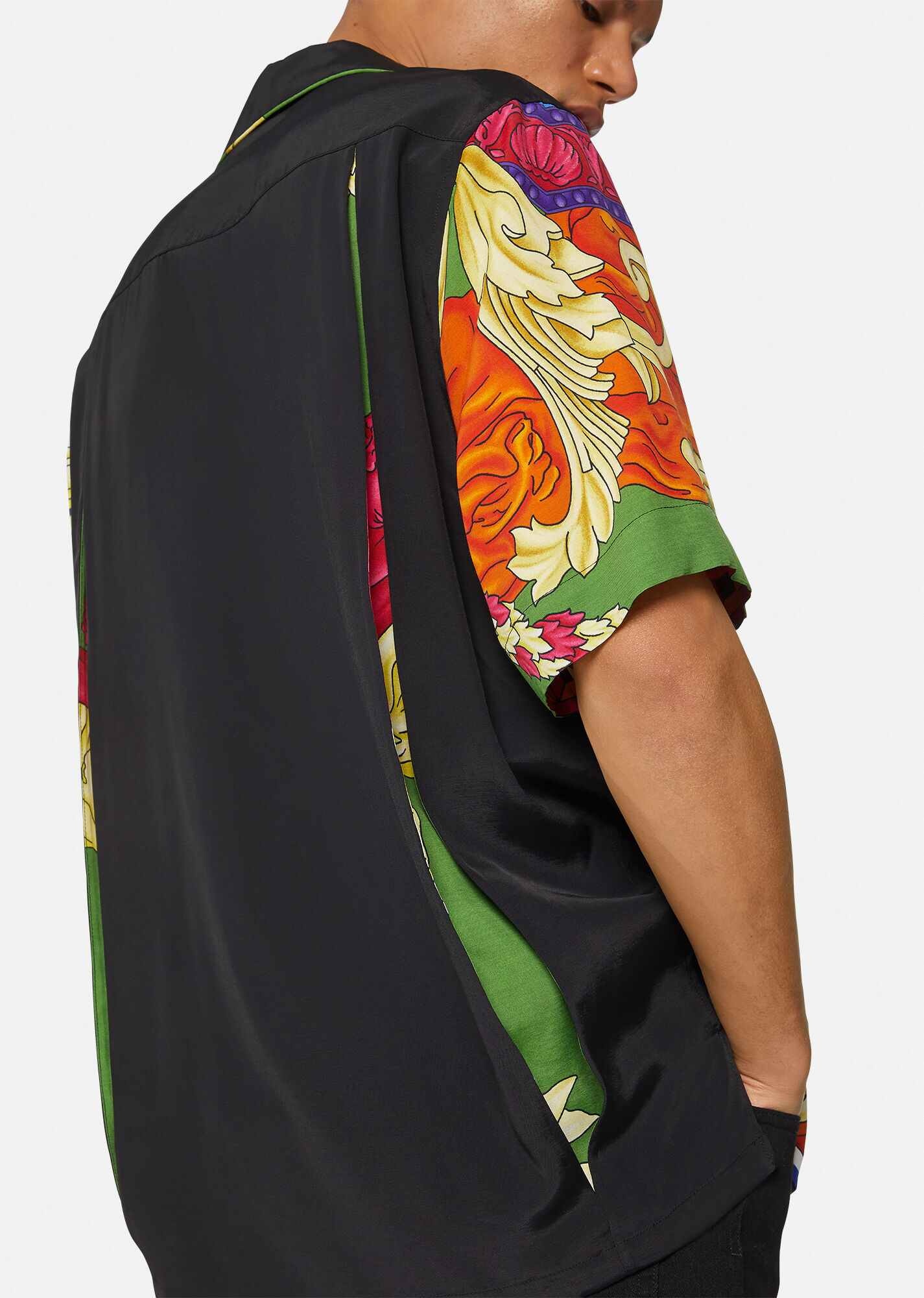 Medusa Renaissance Accent Shirt - 6