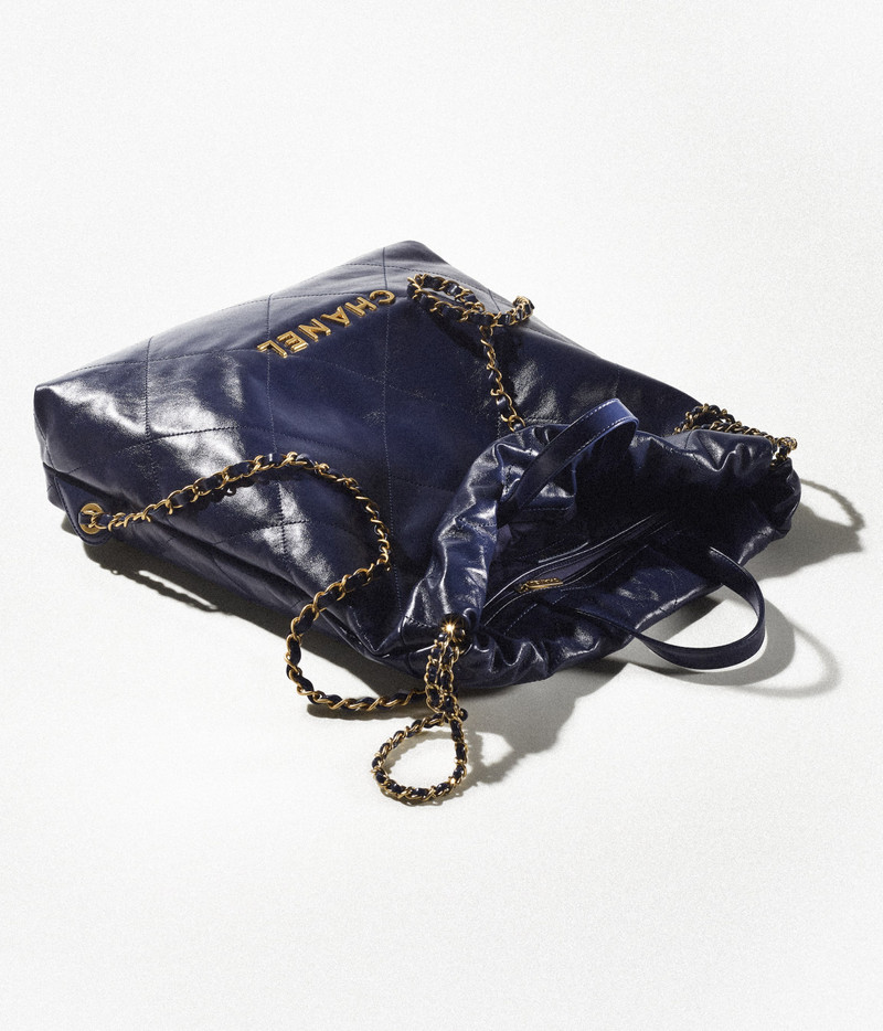 CHANEL 22 Backpack 3