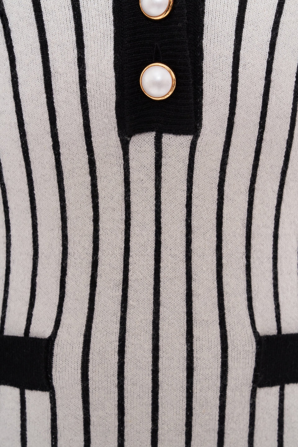 PINSTRIPE KNITTED V-NECK MINI DRESS - 3