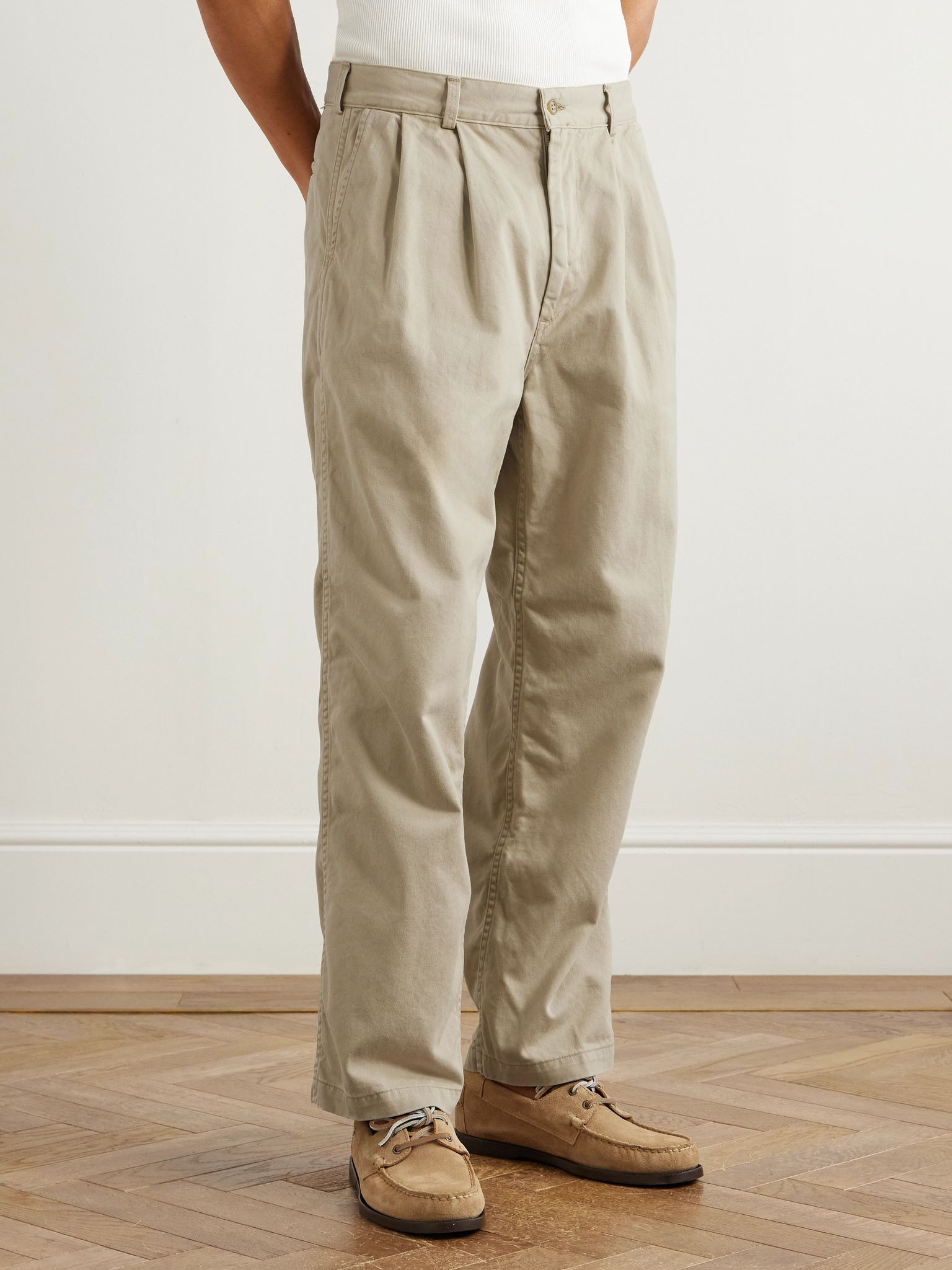 Two Tuck Straight-Leg Pleated Cotton-Twill Trousers Beige - 3