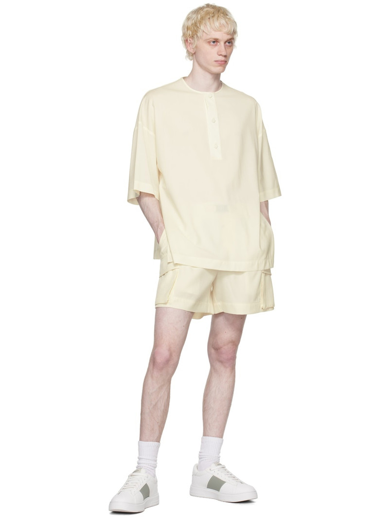 EMPORIO ARMANI Off-White Press-Release Shorts outlook